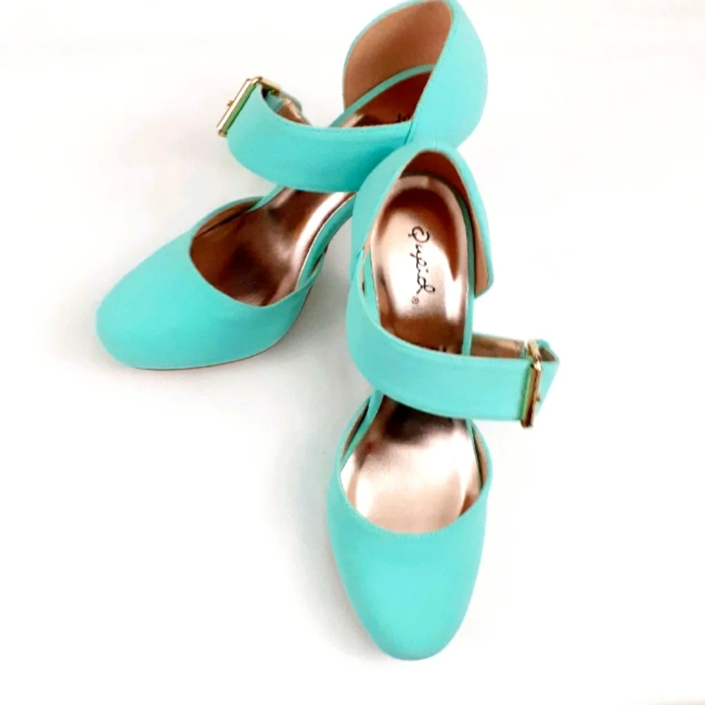 Qupid Women's Mint Green Suede Platform Sz 7.5